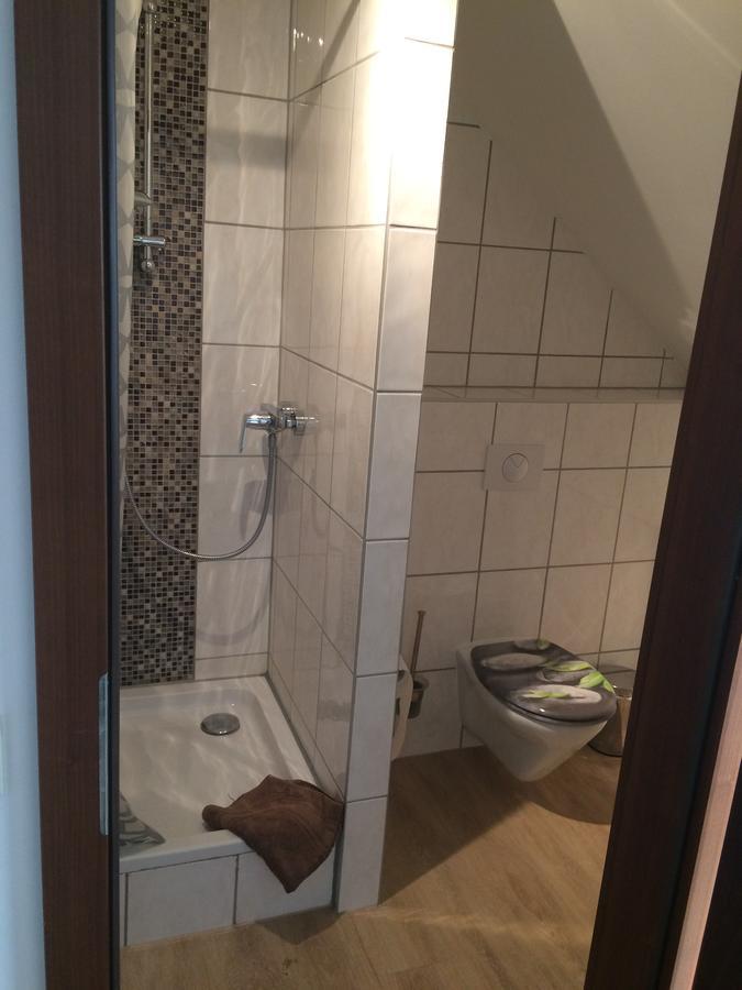 Pension Zum Alten Gasthaus Haensel Krauschwitz Exterior foto